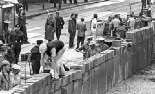 Berlinkrise und Mauerbau