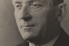 Er war von 1940 bis 1945 schweizerischer Gesandter in Japan: Der Diplomat Camille Gorgé (1893-1978) Er war von 1940 bis 1945 schweizerischer Gesandter in Japan: Der Diplomat Camille Gorgé (1893-1978)