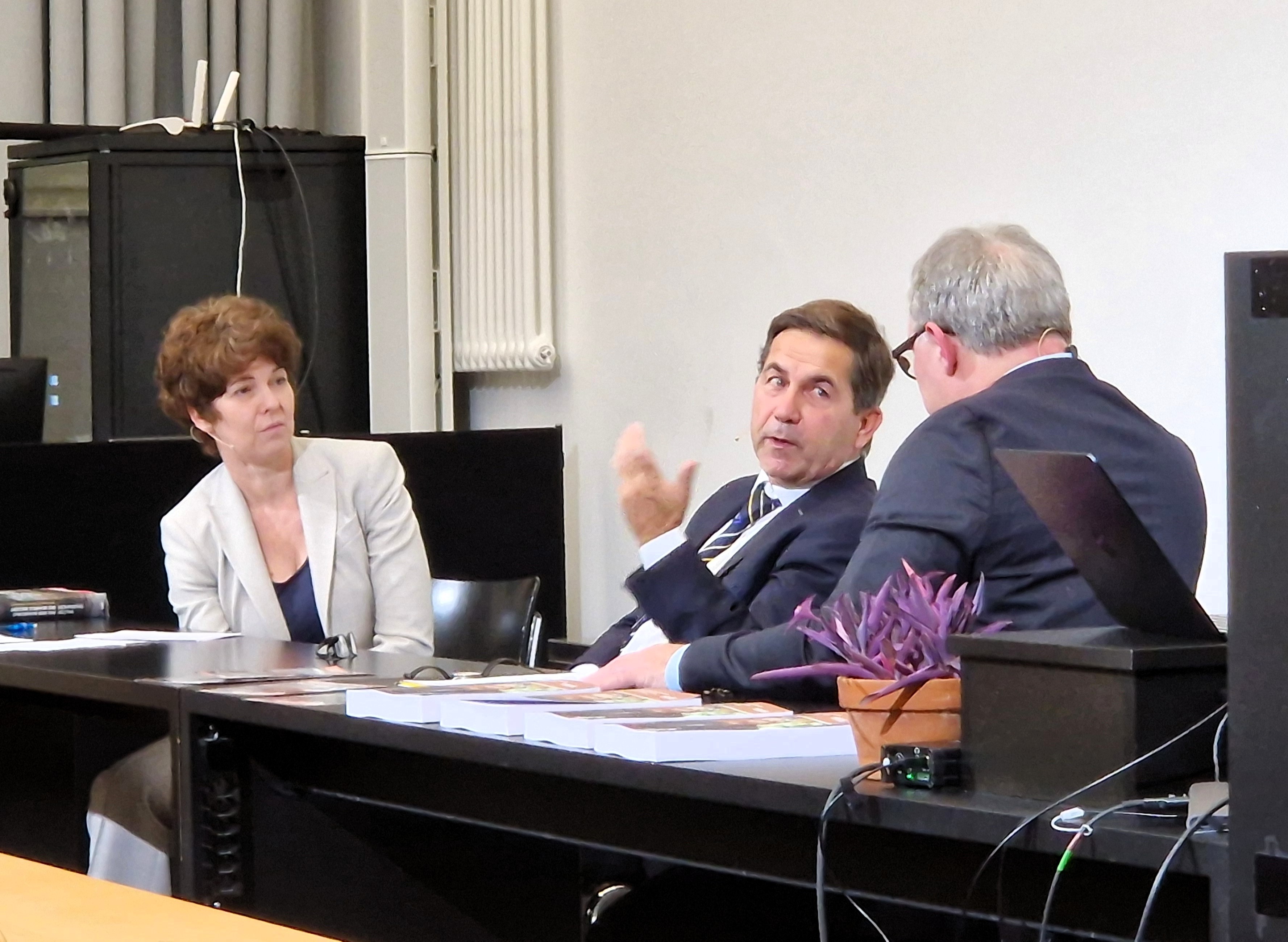 Von links: Christa Gall, Walter Thurnherr, Sacha Zala.